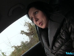 Amateur, Voiture, Tromperie, De plein air, Pov, Public, Chatte