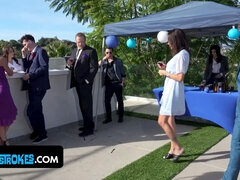 Gros cul, Sucer une bite, Éjaculation interne, Hd, Mature, Mère que j'aimerais baiser, Orgie, Soeurs