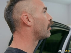 18 años, Novio, Morena, Coche, Atrapados, Vestidas, Universidad, Adolescente