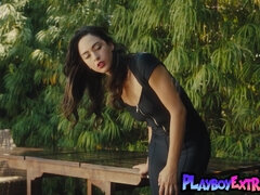 巨乳な, ヌード, 小柄, プール, ガリガリ, 一人, ティーン, オッパイの