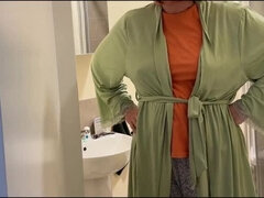 Amateur, Domination, Mature, Mère que j'aimerais baiser, Maman, Pisser, Toilettes, Voyeur