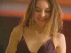 Bikini, Braunhaarige, Zierlich, Russisch, Erotischer film, Solo, Jungendliche (18+), Titten