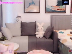 Enthousiasteling, Lieveling, Bruinharig, Chinees, Masturbatie, Kut duiken, Alleen, Speelgoed