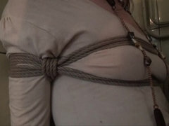 茶髪の, 衣服着たままセックス, 女, ヒール, キッチン, ガリガリ, ストッキング, 拘束