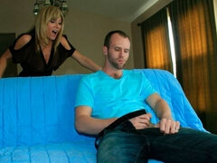 Blondine, Sperma im mund, Spermaladung, Handjob, Lecken, Masturbation, Milf, Schuhe