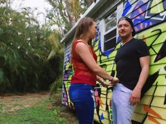 Cool guy comes to demonstrate young sexpot what a real passion is