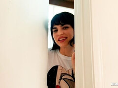 指いじり, 目瞪口呆, 下着, オナニー, 剃毛, 一人, タトゥー, ティーン