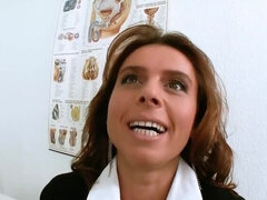 Brunette brune, Gode, Fétiche, Allemand, Gyneco, Hd, Masturbation, Pisser