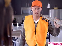 Sucer une bite, Frère, Brunette brune, Éjaculation interne, Hd, Petite femme, Plan cul à trois, Nénés