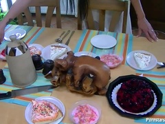 Sucio, Comida, Gafas, Casero, Orgía, Fiesta, Satén, Intercambio de parejas