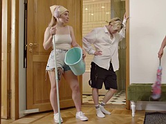 Брюнетки, Постарше, Зрелые, Мамочка, Бритые