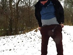 Pee with cock and ass showing outdoor in wintertime