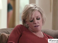 18 años, Rubia, Besar, Lesbiana, Masturbación, Madres para coger, Mamá, Pequeña