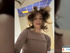 18 jaar, Enthousiasteling, Bruinharig, Hd, Huisvrouw, Tiener, Tieten likken