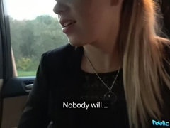 Leie, Blasen, Auto, Aufs gesicht abspritzen, Im freien, Pov, Öffentlich