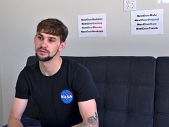 Enthousiasteling, Grote lul, Homo, Aftrekken, Masturbatie, Alleen, Tatoeage