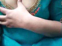 Grosse titten, Kleid, Indisch
