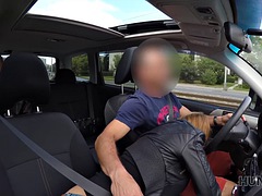 HUNT4K. chick with perfect ass and breasts paid to have sex in the car