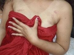 Sexy Indian wife dirty talks in Hindi during homemade video with a big booty