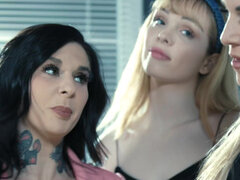 Grosse titten, Blondine, Domination, Hd, Natürlichen titten, Büro, Muschi, Spanner