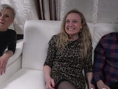 FamilyScrew Cumming Together As A Family At A Swingers Club