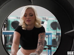 18 años, Culo, Verga grande, Estrella porno, Sexo fuerte, Tabú, Tatuaje, Tetas