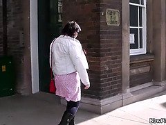 Wohlbeleibte schöne frauen, Grosse titten, Blasen, Geile alte tussi, Kehlenfick, Milf, Öffentlich, Stiefmutter