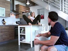 Большой член, Минет, Грудастые, Постарше, Сперма на лице, Секс без цензуры, Лизание, Реалити