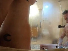 Blonde, Tir de sperme, Gorge profonde, Branlette thaïlandaise, Hd, Pov, Tatouage, Jouets