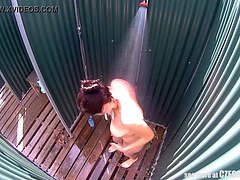 Брюнетки, Чешки, Хд, Милф, Бассейн, На публике, Соло, Подглядывание