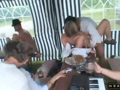 美女, フェラチオ, 気狂い, イく瞬間, ドイツ人, ハードコア, パーティ, オマンコ