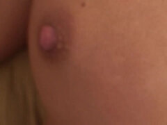 Mamada, Estilo perrito, Pies, Lamidas, Tetas naturales, Pequeña, Adolescente, Tetas