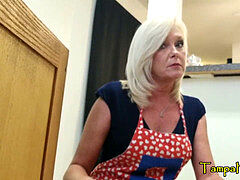 素人, 叔母, エロ熟女, 中出し, 自家製, 淫乱熟女, 禁句, スカートのぞき