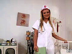 Анальный секс, Минет, Брюнетки, Доктор, Европейки, Пальцем, Служанка, Молоденькие