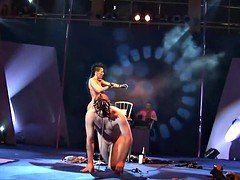 Sadomasoquismo, Tetas grandes, Europeo, Extremo, Dominacion femenina, Fetiche, Público