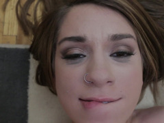 Gros cul, Sucer une bite, Brunette brune, En levrette, Faciale, Hard, Pov, Adolescente