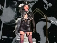 Gros cul, Brunette brune, Doigter, Masturbation, Mère que j'aimerais baiser, Nénés, Jouets, Rétro ancien