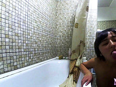 Asiatique, Salle de bains, Film complet, Branlette thaïlandaise, Seins naturels