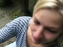 Blond, Pijpbeurt, Sperma shot, Diep in de keel, Duits, Hardcore, Gezichtspunt, Openbaar