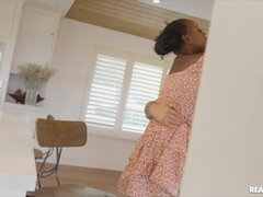 Cul, Gros cul, Gros seins, Gorge profonde, Bâillonner, Interracial, Réalité, Tatouage