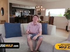 Baby sitter, Blonde, Plantureuse, Hard, Chatte, Rousse roux, Plan cul à trois, Serré