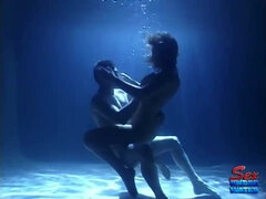 18 jahre, Tussi, Grosse titten, Braunhaarige, Fingern, Milf, Jungendliche (18+), Titten