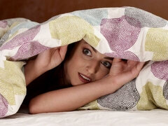 茶髪の, 指いじり, キス, レズビアン, なめる, 淫乱熟女, 剃毛, 靴下