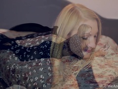 Kont, Blond, Harig, Ondergoed, Masturbatie, Rijpe lesbienne, Kousen, Tatoeage