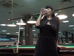 Culo grande, Tetas grandes, Fetiche, Despelote, Tetas naturales, Piscina, Público, Solo