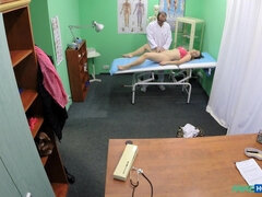 Culo, Mamada, Botas, Checa, Tetas naturales, Oficina, Coño, Uniforme