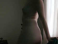 ズームショット, ディルド, 言葉責め, オナニー, オマンコ, 赤毛, ストリップ, いじめ