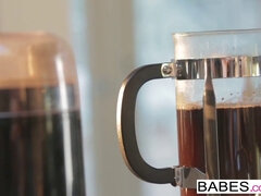 Grosse bite, Brunette brune, Queue, Femelle, Hard, Hd, Embrassement, Maigrichonne