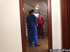 お尻, 美人, フェラチオ, エロ熟女, お婆さん, 手コキする, 淫乱熟女, オマンコ
