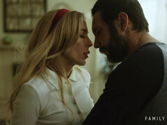 Amateur, Chambre à dormir, Sucer une bite, En levrette, Hard, Lingerie, Mère que j'aimerais baiser, Maigrichonne